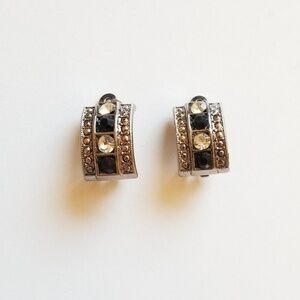 Vintage 1980s Black Crystal Stone Clip-on Earrings